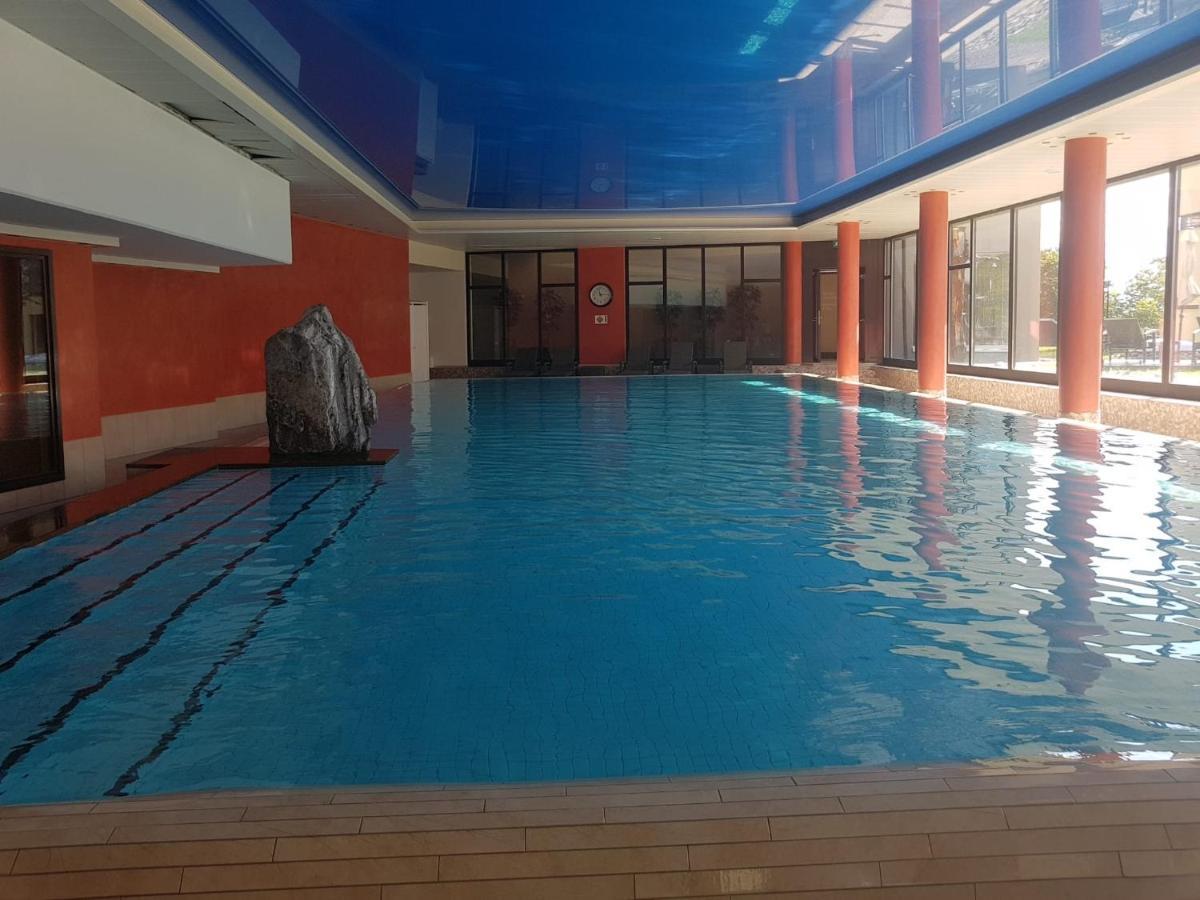 Wohnung Mit See Und Bergsicht Im Vier Sterne Hotel 贝阿滕贝格 外观 照片